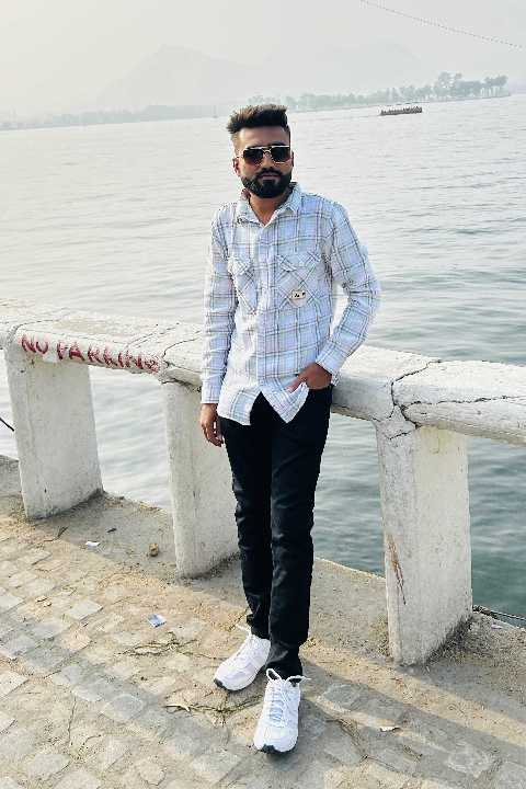 Dharmik Bhatt